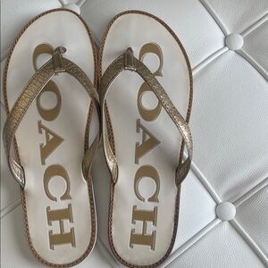 Coach Dixie style Gold Metallic Leather Thong Sandals